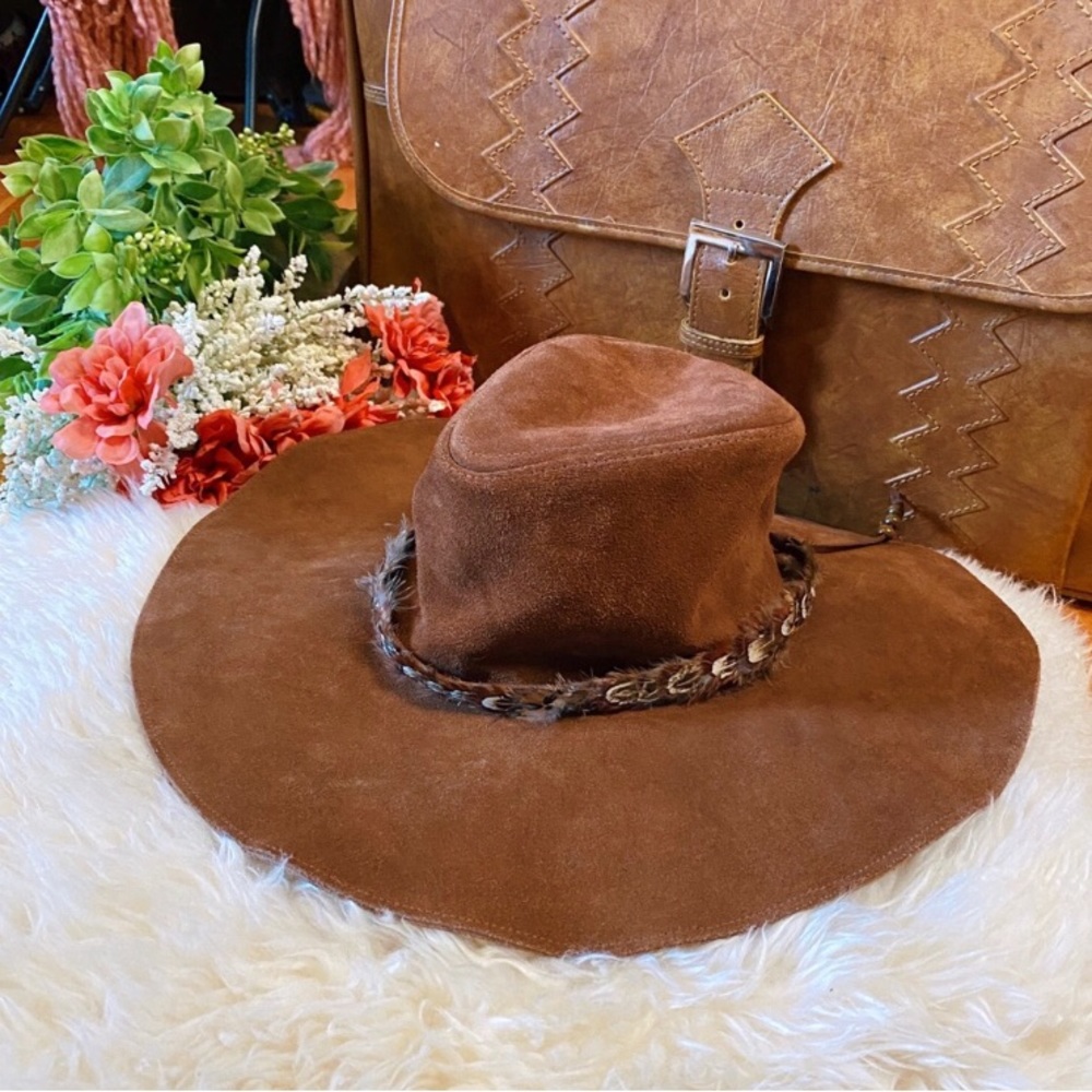 Urban Outfitters - Staring at Stars ✨ genuine cow hide suede floppy boho hat